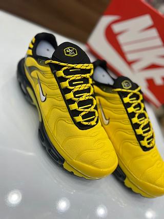Nike Tn amarelo