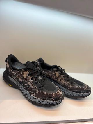 Tênis Hoka Speedgoat 6 one one preto
