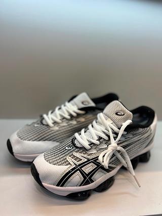 ASICS Gel-Quantum Levitrack branco